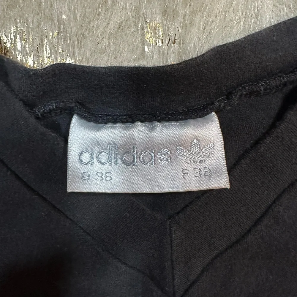 ADIDAS Girl’s Black Long Sleeve Activewear Crop Shirt Size Small